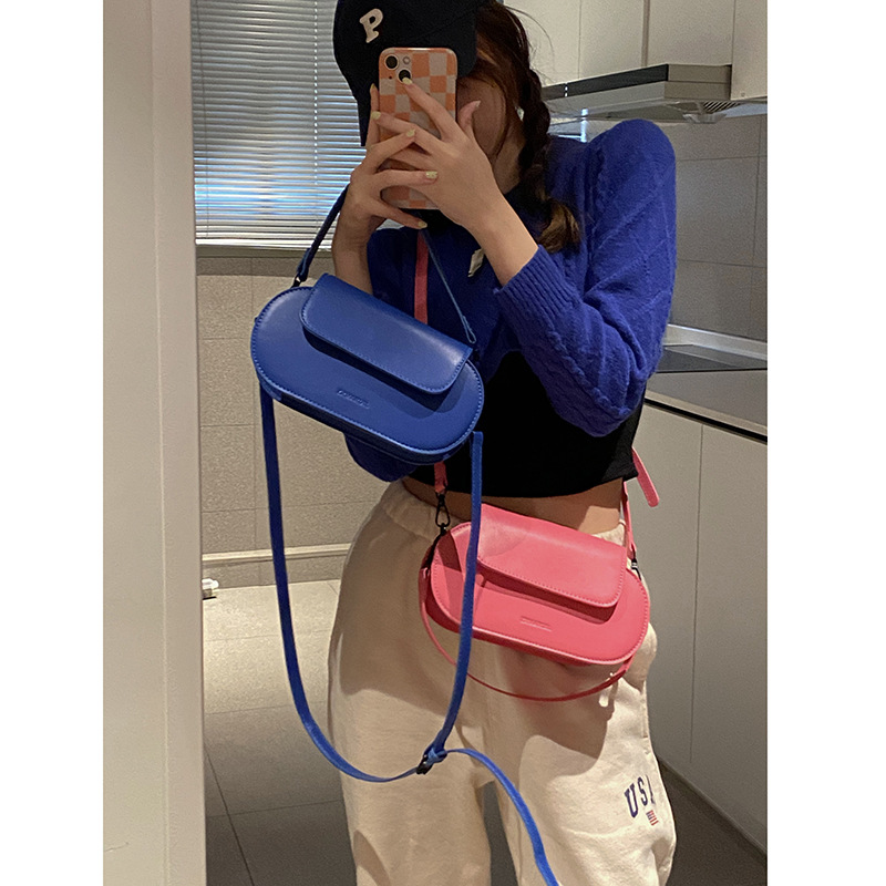 克萊因藍手提斜挎包馬鞍包